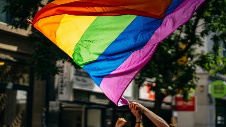Erklärung der Region als  „Freedom Zone“ für LGBTIQA*-Personen