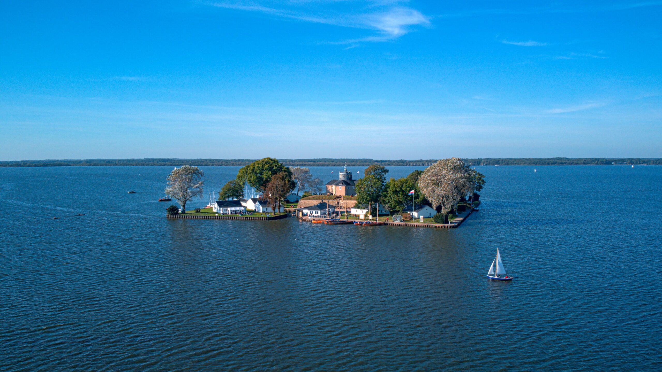 Die Insel Wilhelmstein im Steinhuder Meer