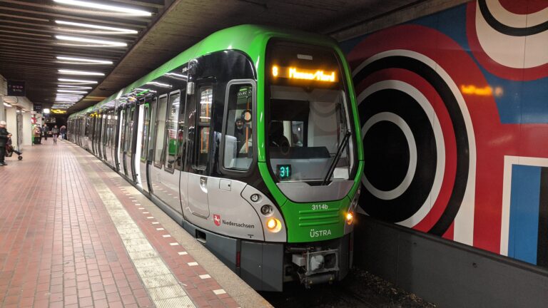 Prüfung einer Einrichtung einer neuen Haltestelle auf der Stadtbahnlinie 8