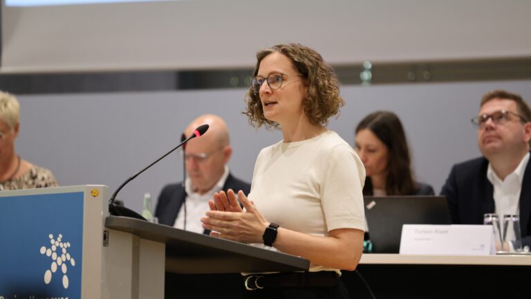 Sinja Münzberg: Rede zur Anpassung der Entschädigungssatzung